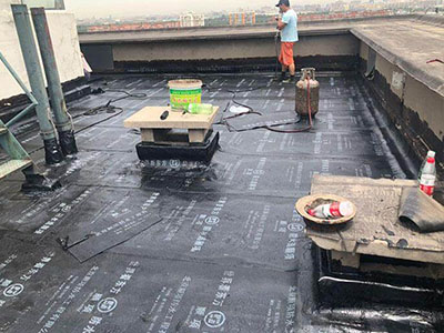 墙面发霉返潮是什么原因?墙面发霉返潮该怎么解决?